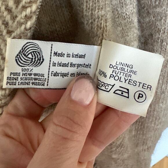 Landau Icelandic Wool Knit Sweater Tan/Beige Herringbone Print Coat, Size L, EUC - Picture 8 of 8